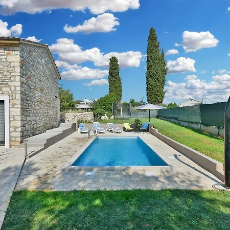 Casa Isabella بيت للعطل