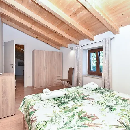 Casa Isabella بيت للعطل *